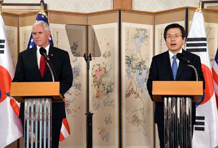 Mike_Pense_Vice President_0418_01.jpg